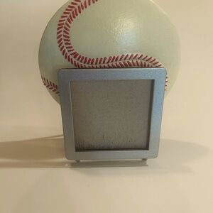 Softball baseball standing frame